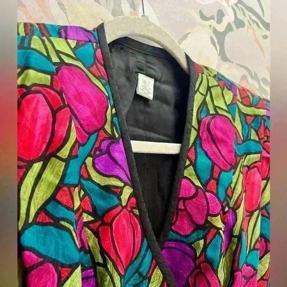 100% Silk Vintage Bright Floral Peplum Blazer Jacket, Size 4 - Picture 4 of 6